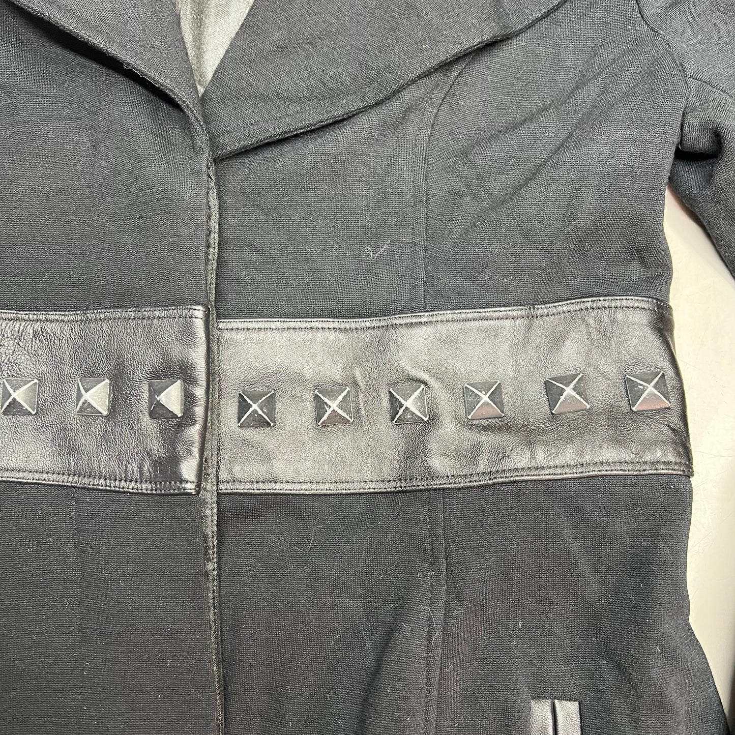 BEBE Studded Leather Button Closure Jacket Women's Sz M Black (Pre-Owned)