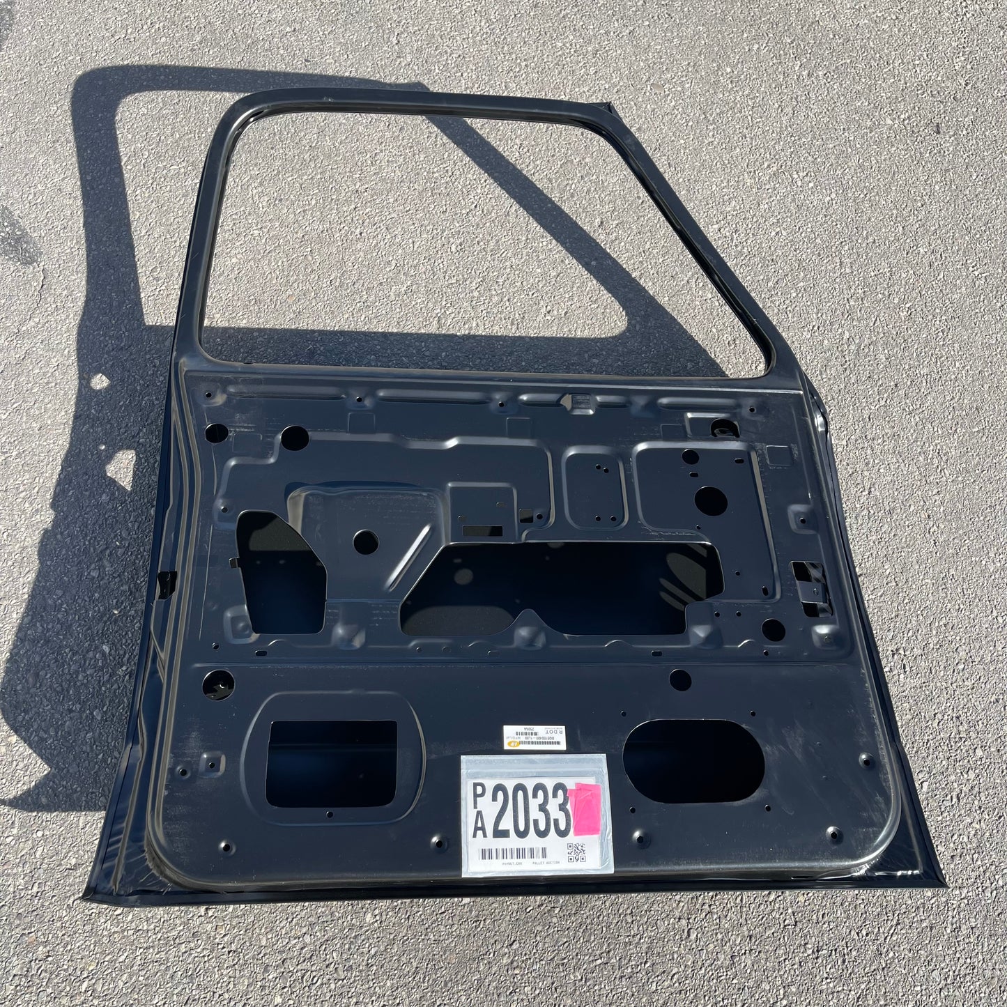 ZA@ Pallet of AP Vehicle Door for Dodge Truck 1985-1993 Black (AS-IS)