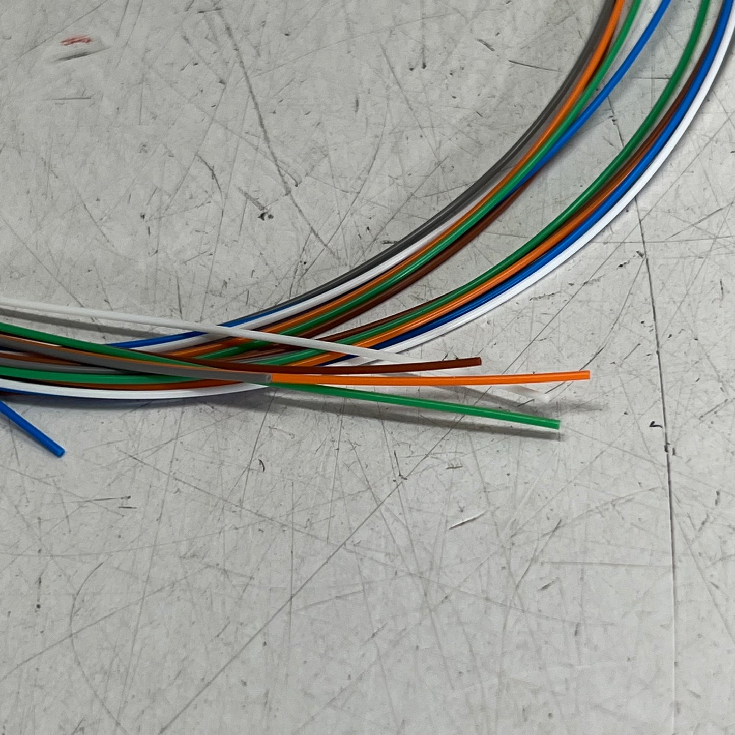 BELDEN Optical Fiber Field Breakout Kit Plastic Housing 6 Fiber 6 Tubes AX101100