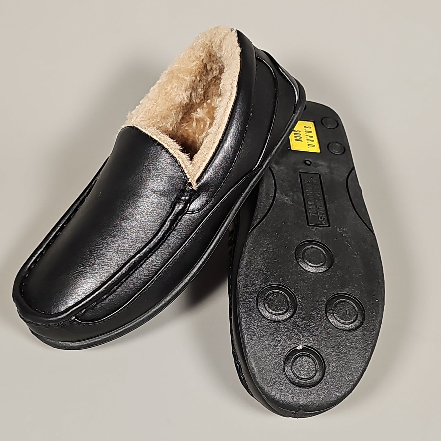 DEER STAGS Spun Unisex Faux Leather Slipper in Black Sz 9 Mens 11 Womens (New)