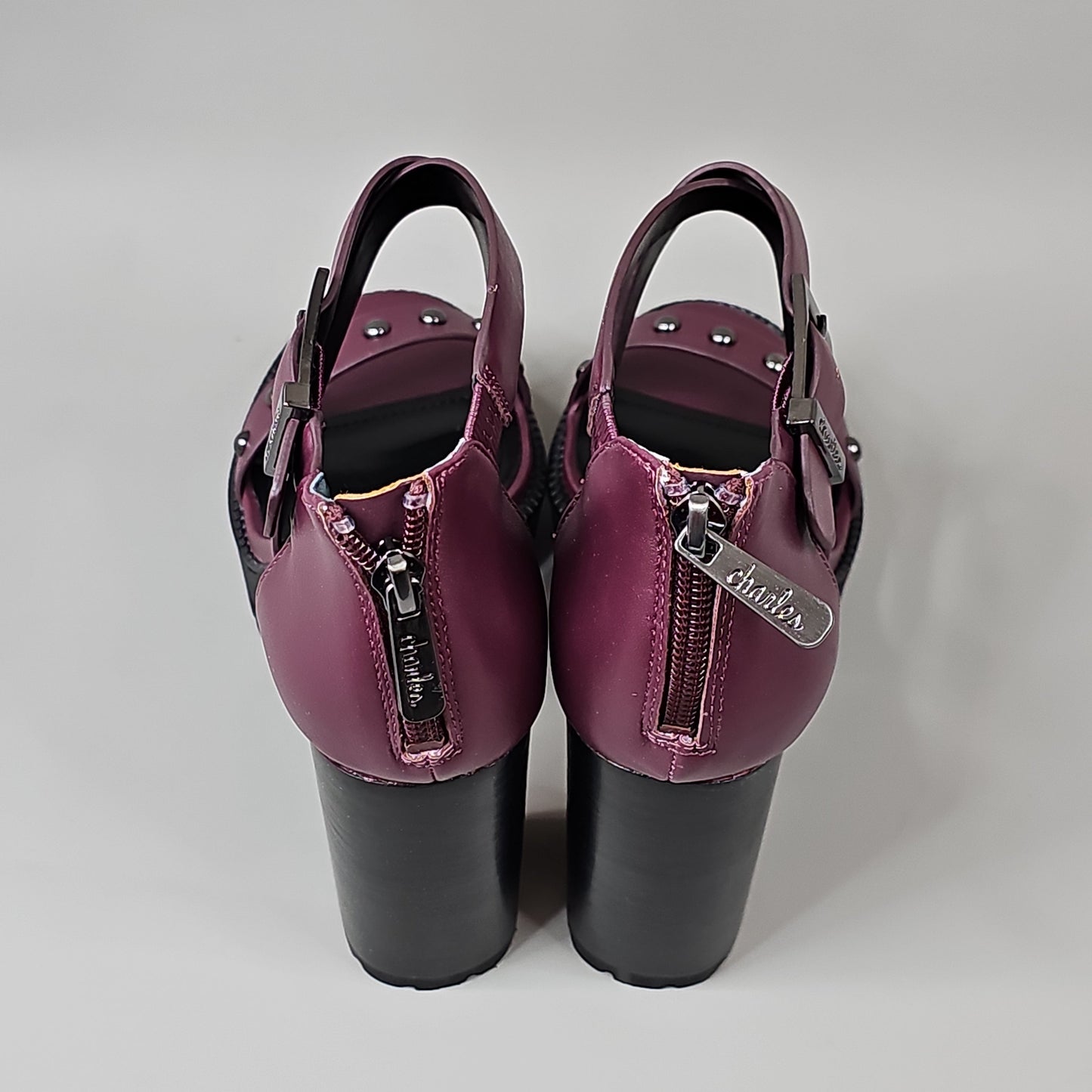 CHARLES BY CHARLES DAVID Women's Vanden Studded Sandal Shoe Sz 8.5M Burgundy (New)