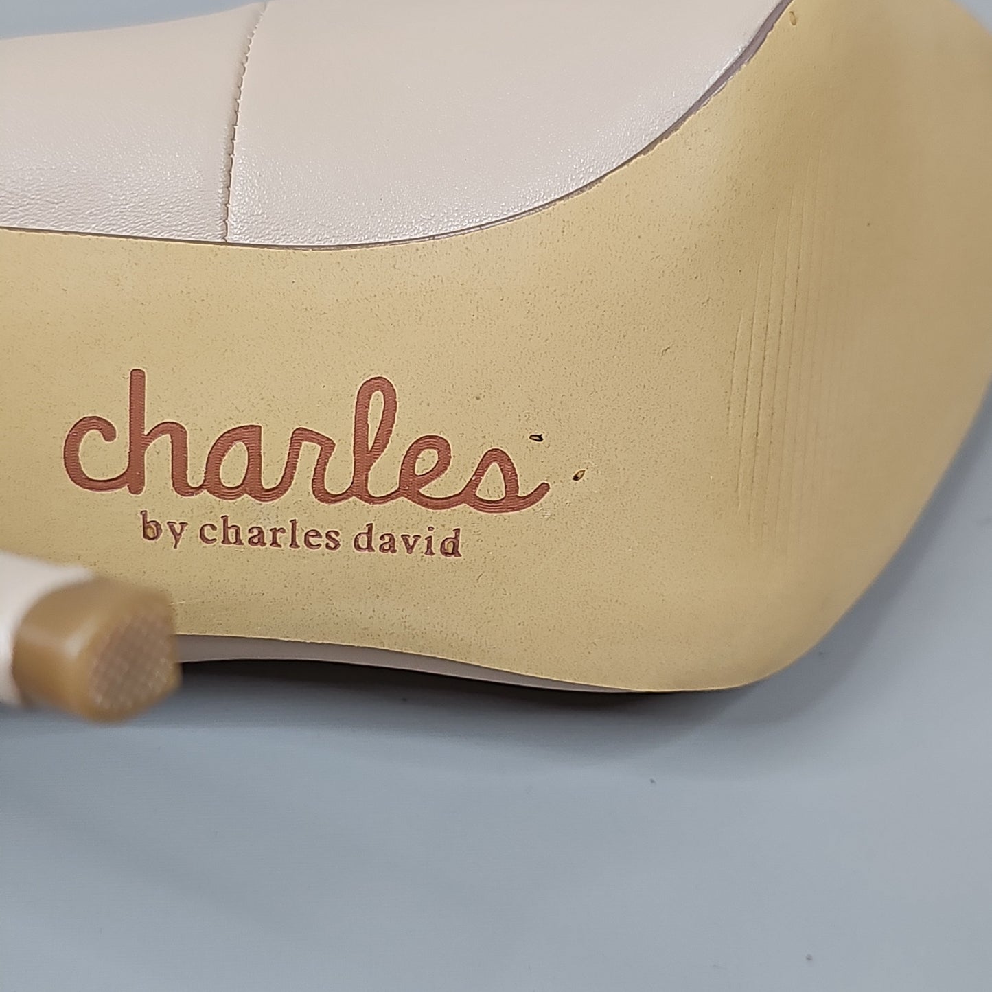 CHARLES BY CHARLES DAVID Women's Palma Pump Shoe Sz 6 M Nude Smooth (New)