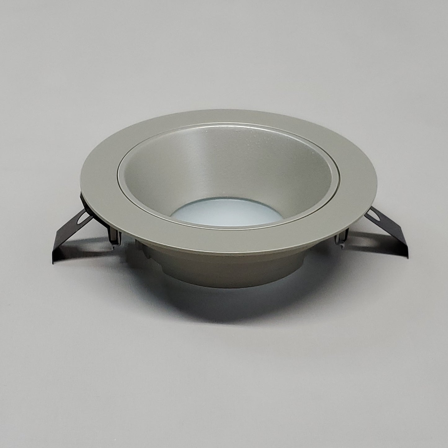 CRESTRON LED Light Trim & Reflector 5" Matte Silver LFX-DL-TRIM (New)