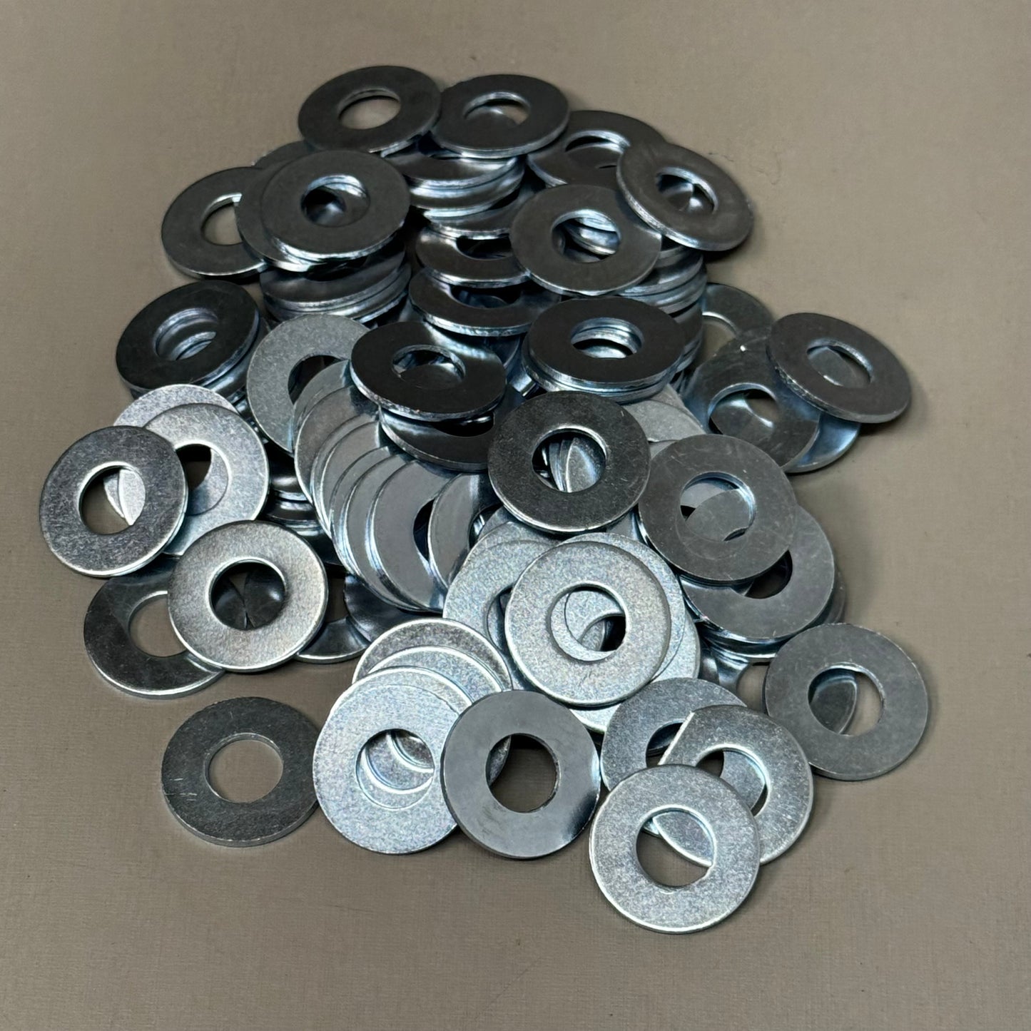 PHD MANUFACTURING (500 PEICE) 3/8" USS Flat Washers Low Carbon Zinc CR3 121522-M