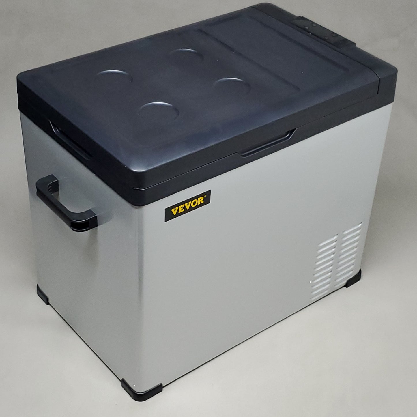 VEVOR 12 Volt Refrigerator, Portable Refrigerator(-4℉~68℉)With APP Control(New)