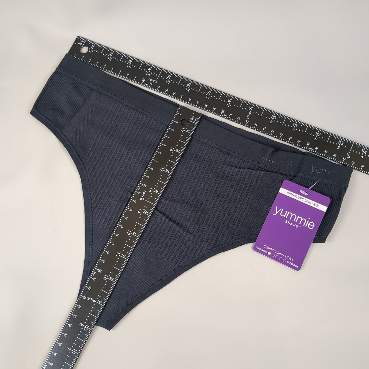 YUMMIE Eden Thong Women's Underwear Sz M/L Black YT5-291 (New)