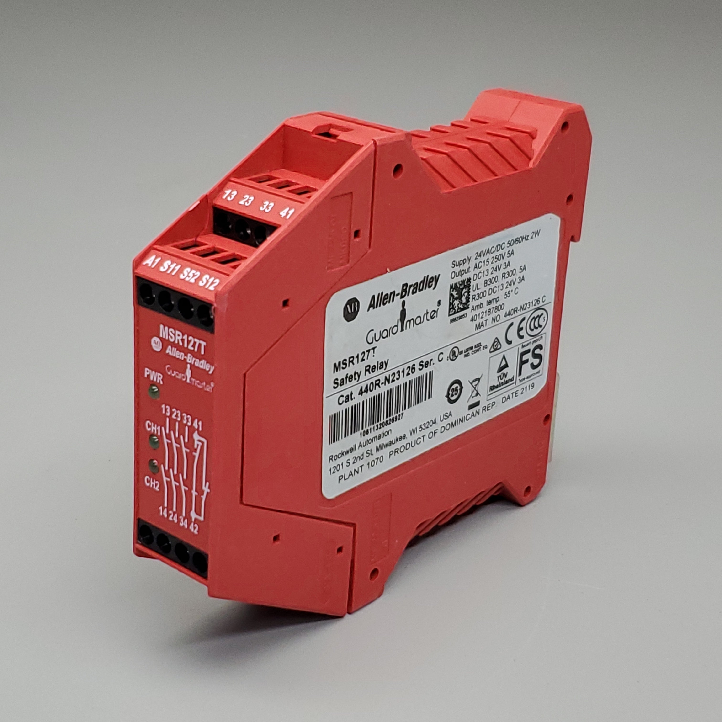 ALLEN-BRADLEY Guard Master Safety Relay MSR127T 440R-N23126 Ser. C (Ne ...