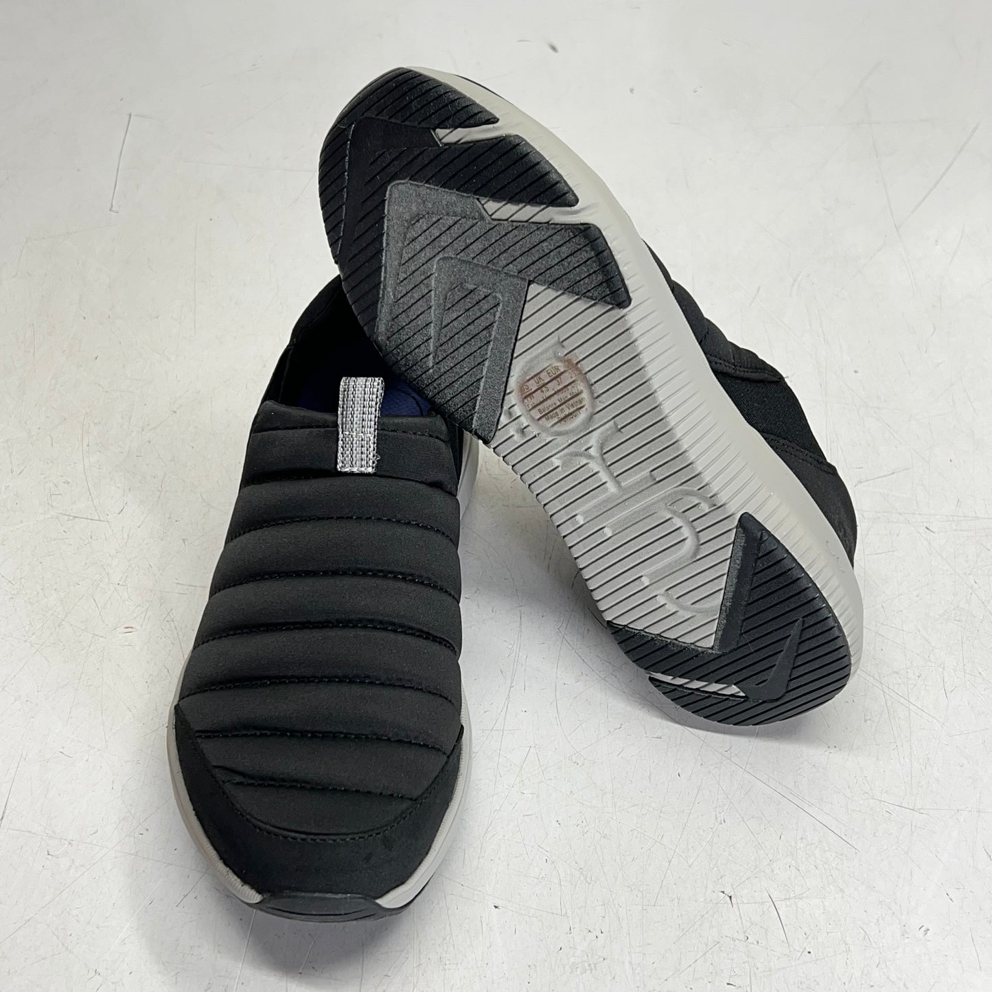 RYKA Quilted Slip-ons Pursuit Sneakers Arch Support Women's Sz 7M Black 33606