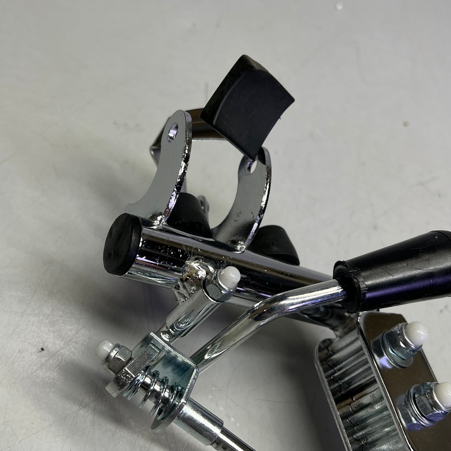 DRIVE (PAIR) Aluminum Articulating Elevating Leg Rests 1-1/2" Spacing STDELR-AL