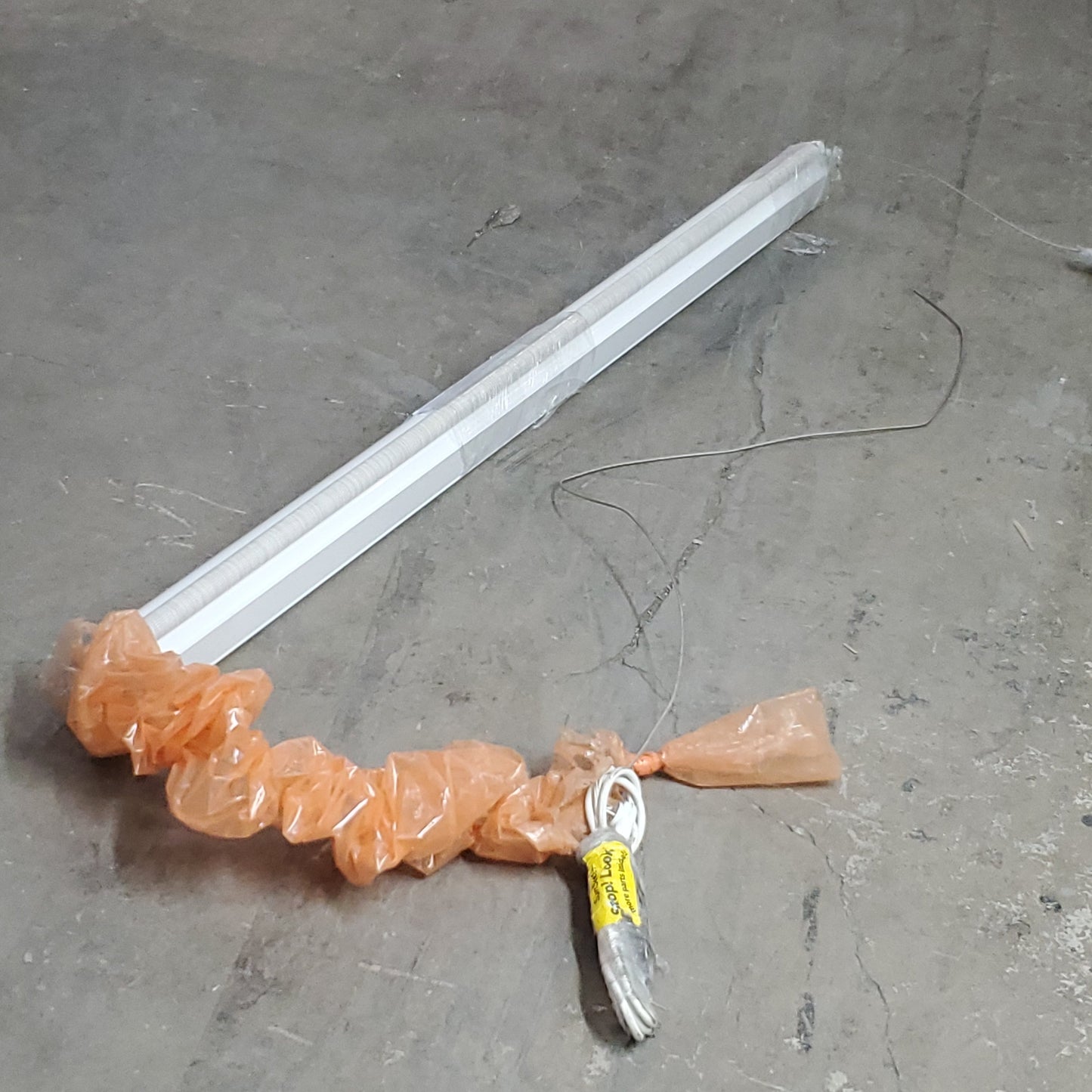 ZA@ SUNSETTER Automatic / Manual Awnings and Sun Shades Many Different Kinds and Sizes Sold by the Foot