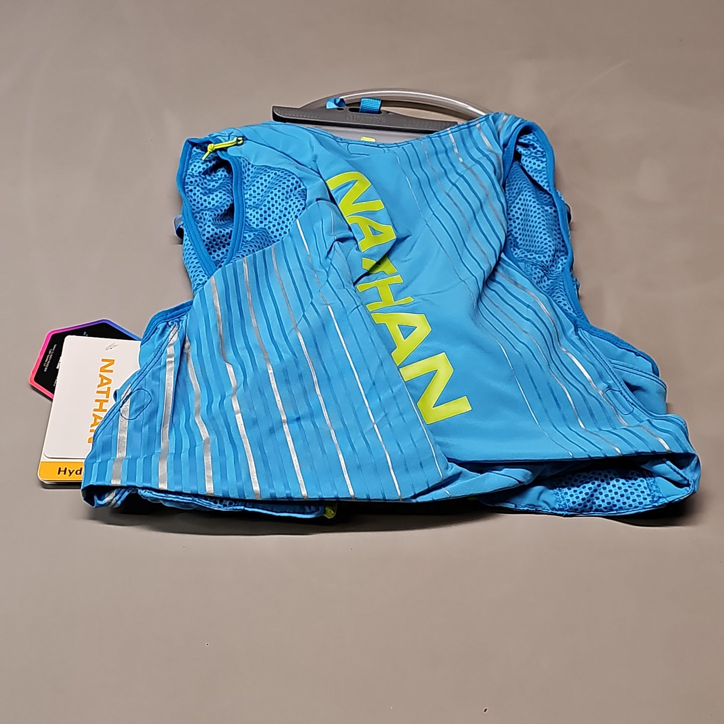NATHAN Pinnacle 12 Liter Hydration Race Vest Unisex Sz S Blue Me Away/Finish Lime (New)