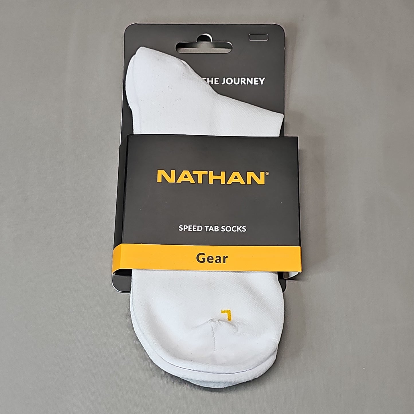 NATHAN Speed Tab Low Cut Socks Unisex Sz M White NS10580-90002-M (New)