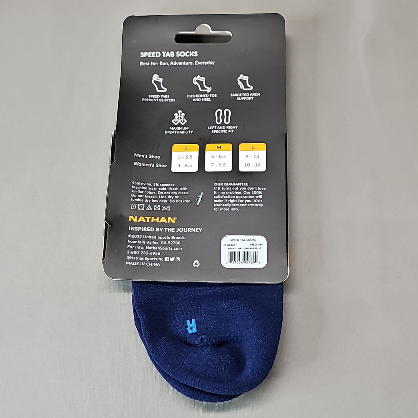 NATHAN Speed Tab Low Cut Socks Unisex Sz M Peacoat NS10580-00001-M (New)