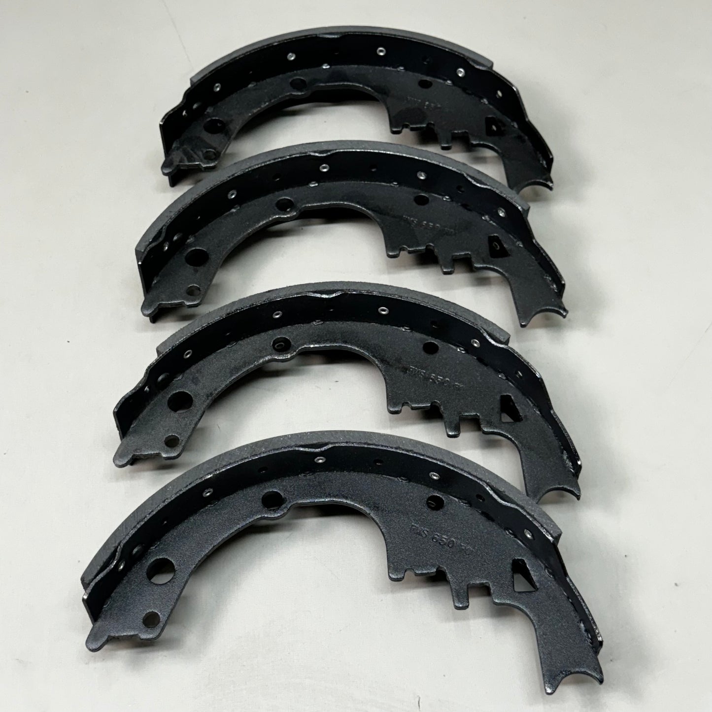 WAGNER QS Ceramic Disc Brake Shoes Set 9" x 5" Black Z242DR