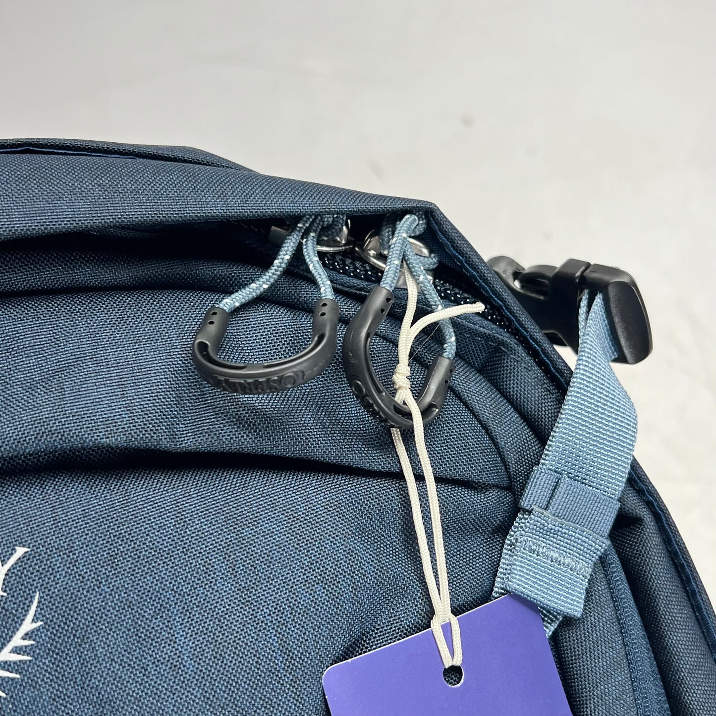 OSPREY Nebula Backpack For Commutes, School & Casual 32L Navy Blue 10004593
