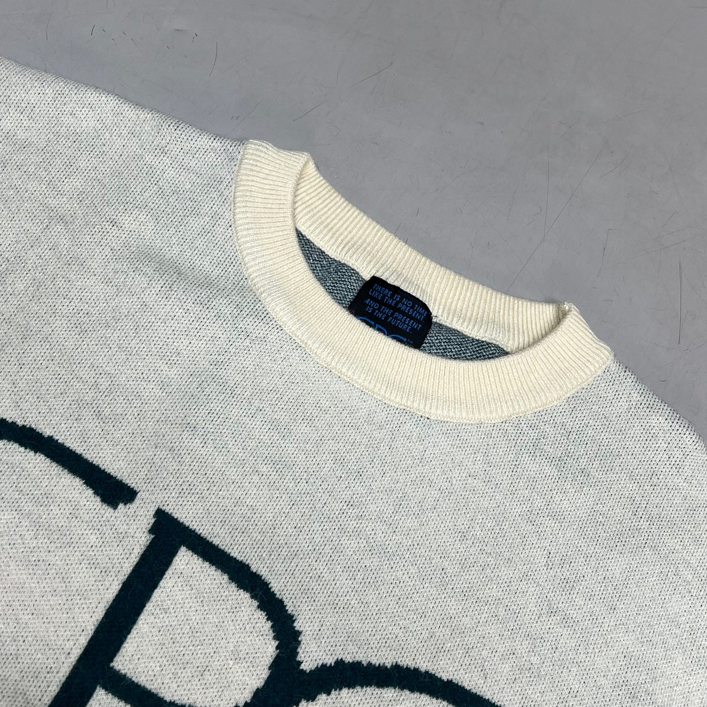 CPG CODEGRAPHY WORLDWIDE Sweater Women's Sz L Green/Crème WCPG-SWTR-NTRL-2022-3