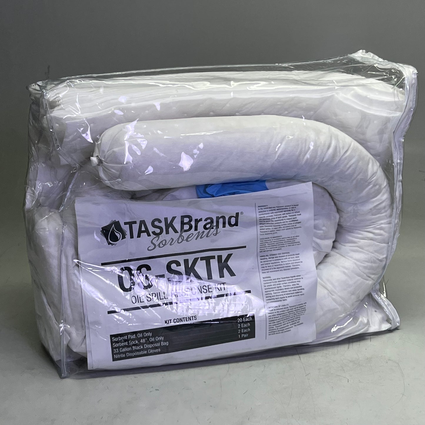 TASKBRAND Truck Kit Oil Only 20 Pads, 2 Socks, 2 Clean Up Bags Kit OS-SKYK