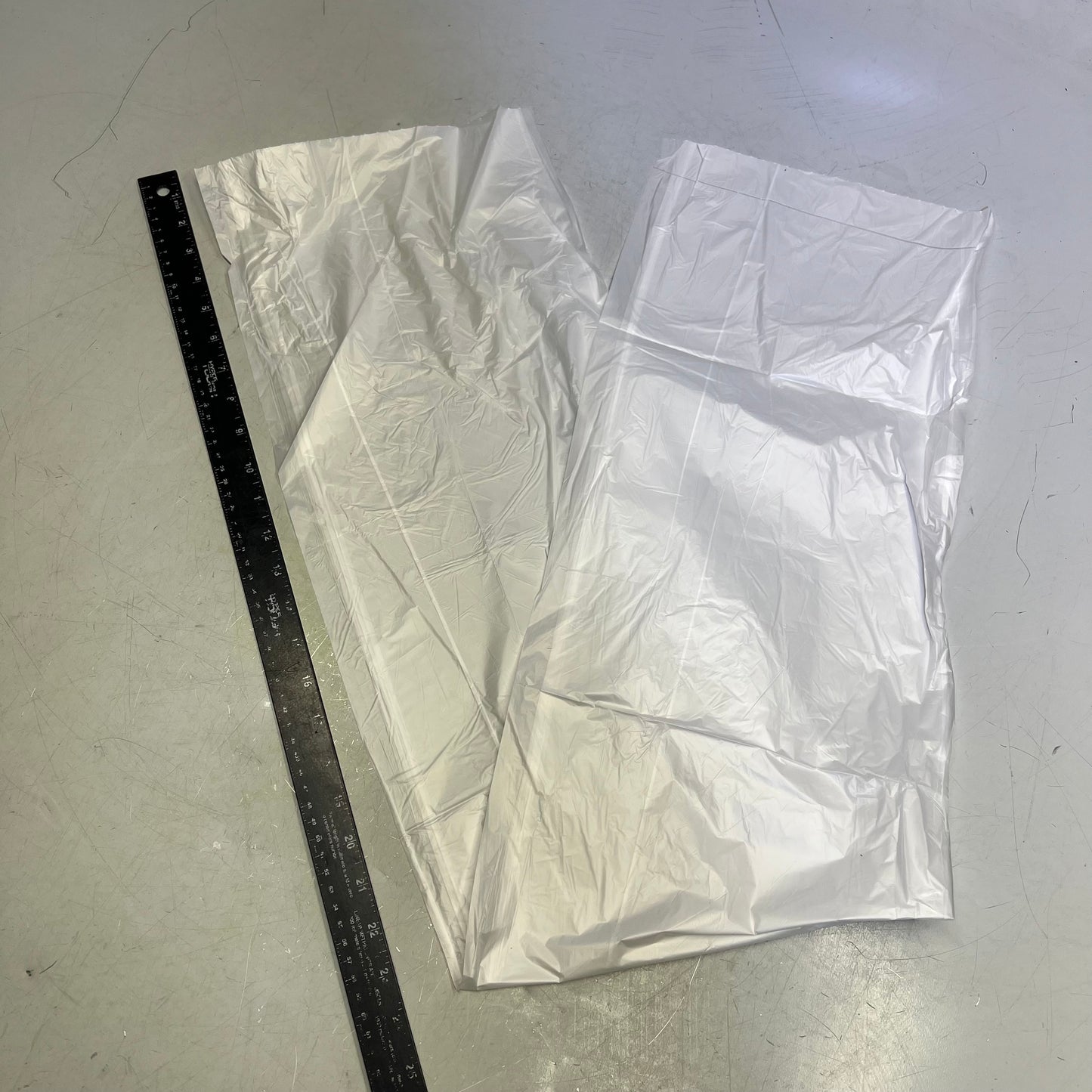 RIGHT CHOICE (200 PACK) Flat Can Liner 56 Gal 43" X 48" Natural/Clear 78000079