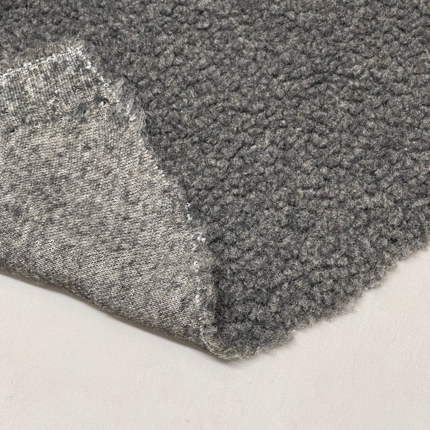 Z@ 46 YARDS of FLEECE! YAW LIAMY Huge Roll of Fleece Fabric / Material  60” W Sheepskin Grey (New) F