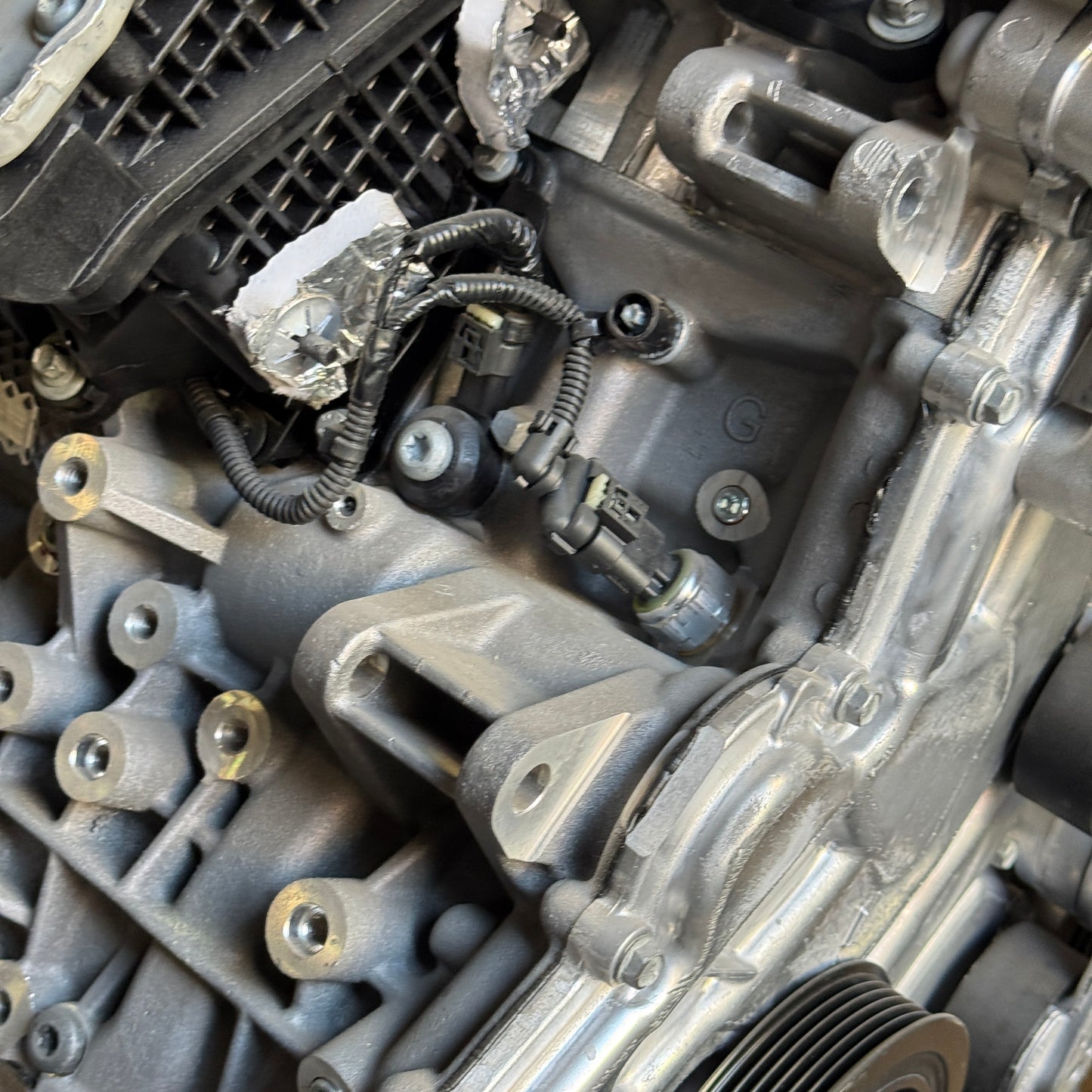 ZA@ MOPAR (Some Damage, but Never Used) Jeep Wrangler Engine (Electric / Gas?) 2020-23 04893726CB 2.0L L4 (AS-IS)