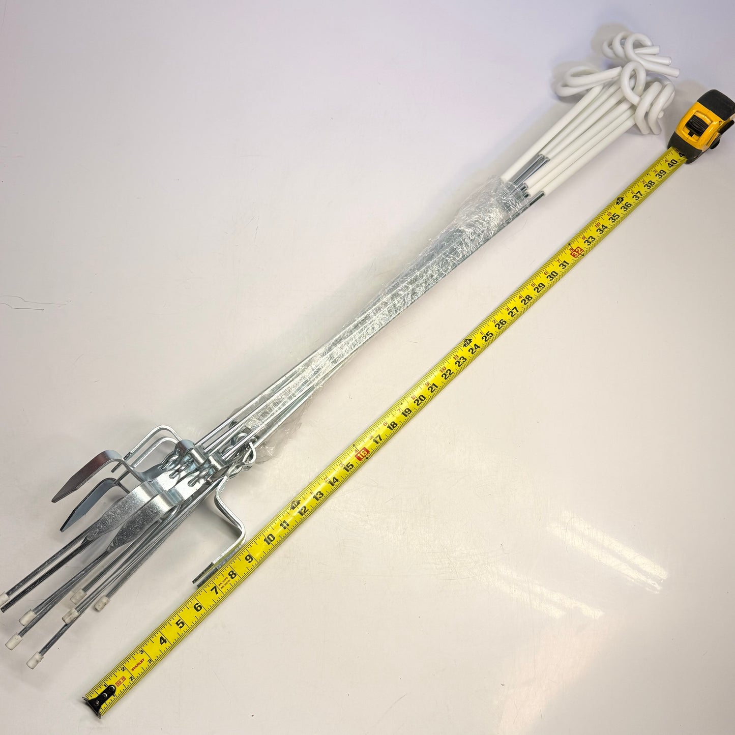 ZA@ FENSMILE (8 PACK) Fence Shock Systems Pig Tail Galvanized 41 in White (New-AS-IS)