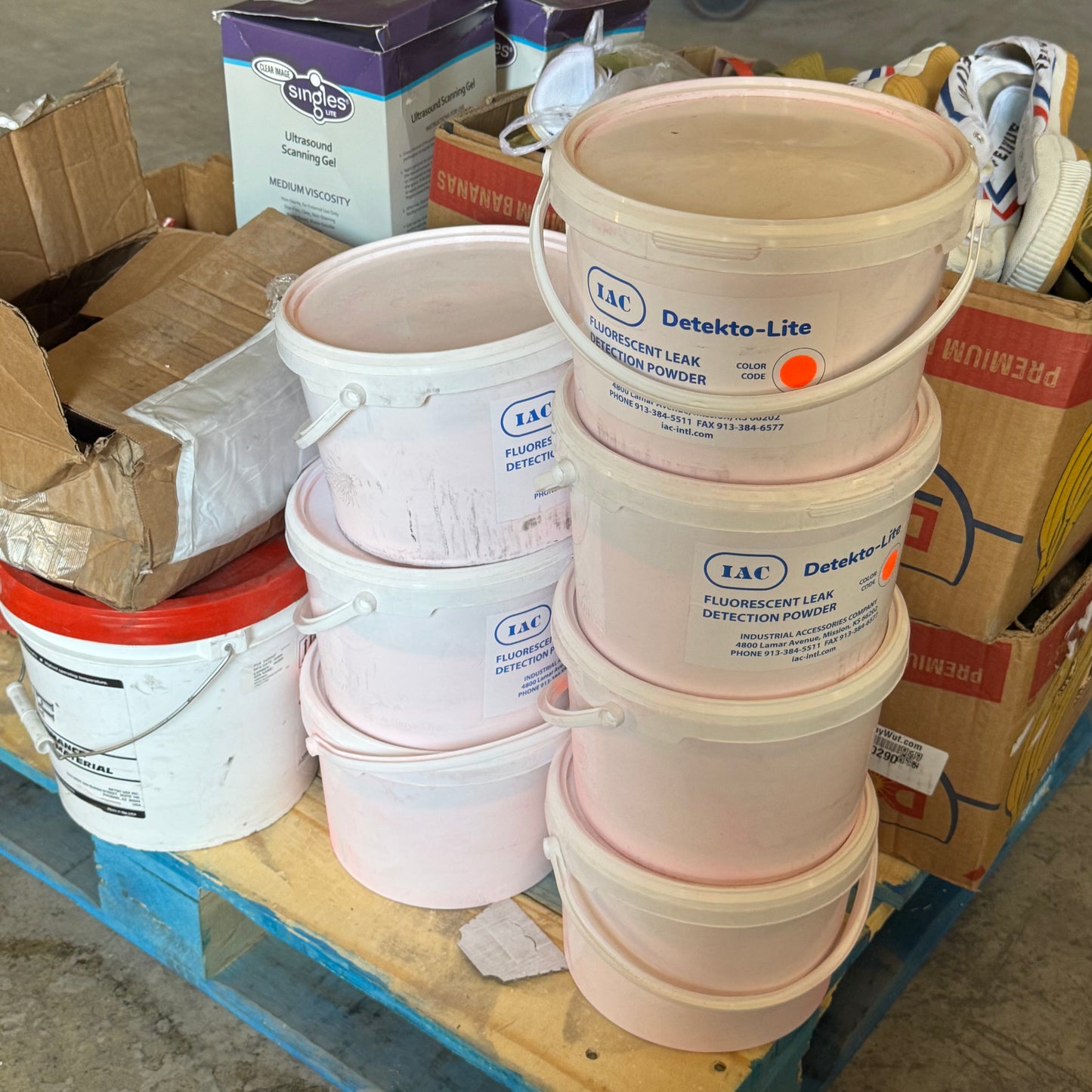 ZA@ Pallet of MIXED Engine Oil, Biological Booster, Daily Nutrition for all Shrimp, Flange Sizing Kit, Coffee, Etc... (AS-IS)