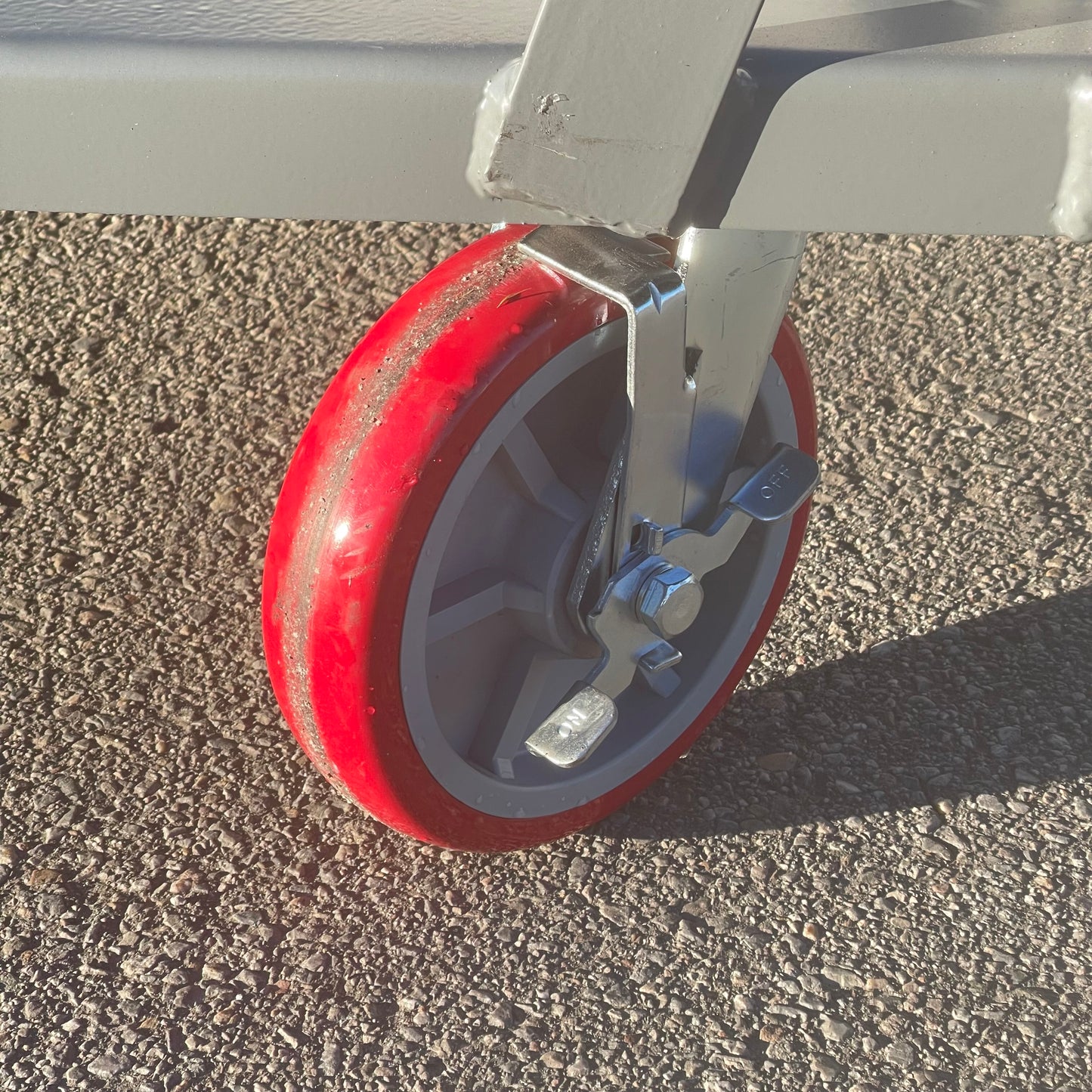 ZA@ Pallet of LITTLE GIANT Flush Platform Truck 72”x36” Grey (AS-IS)(D)