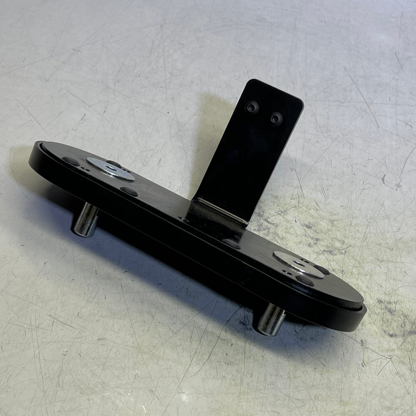 ZA@ CHEIF Monitor Arm Mount Fits 10-32" Screens 15lb Per Screen DMA2B (No Hardware) Arms Don't Close