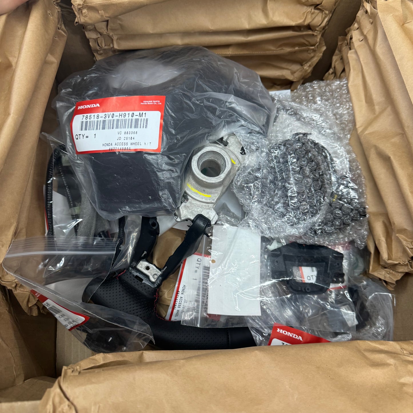 HONDA (16 Piece) Access Wheel Kit Set For Honda Acura 08U97-3BH-220B