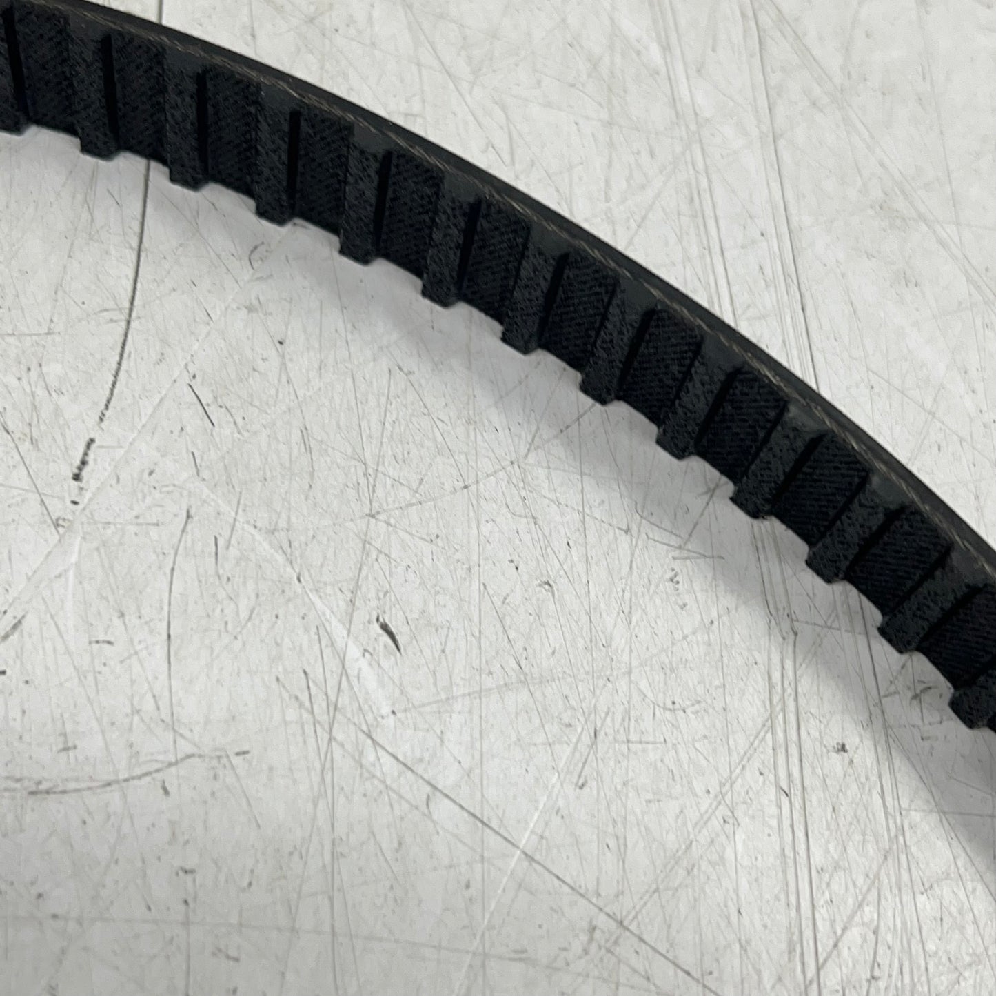 GATES Power Grip Timing Belt for Chevrolet & Suzuki  89 Teeth 33.375" L T095