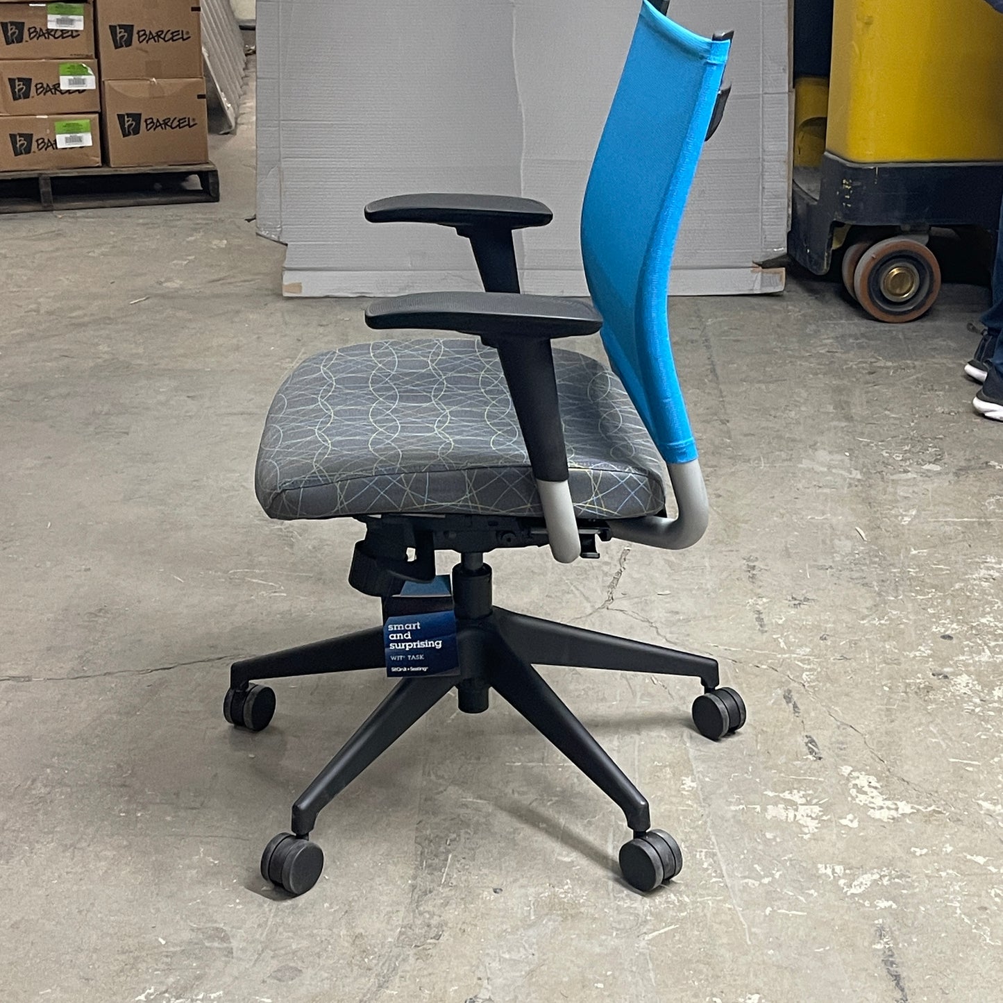 SITONIT Seating Rolling Mesh Mid Back Adjustable Office Chair Electric Blue (New)