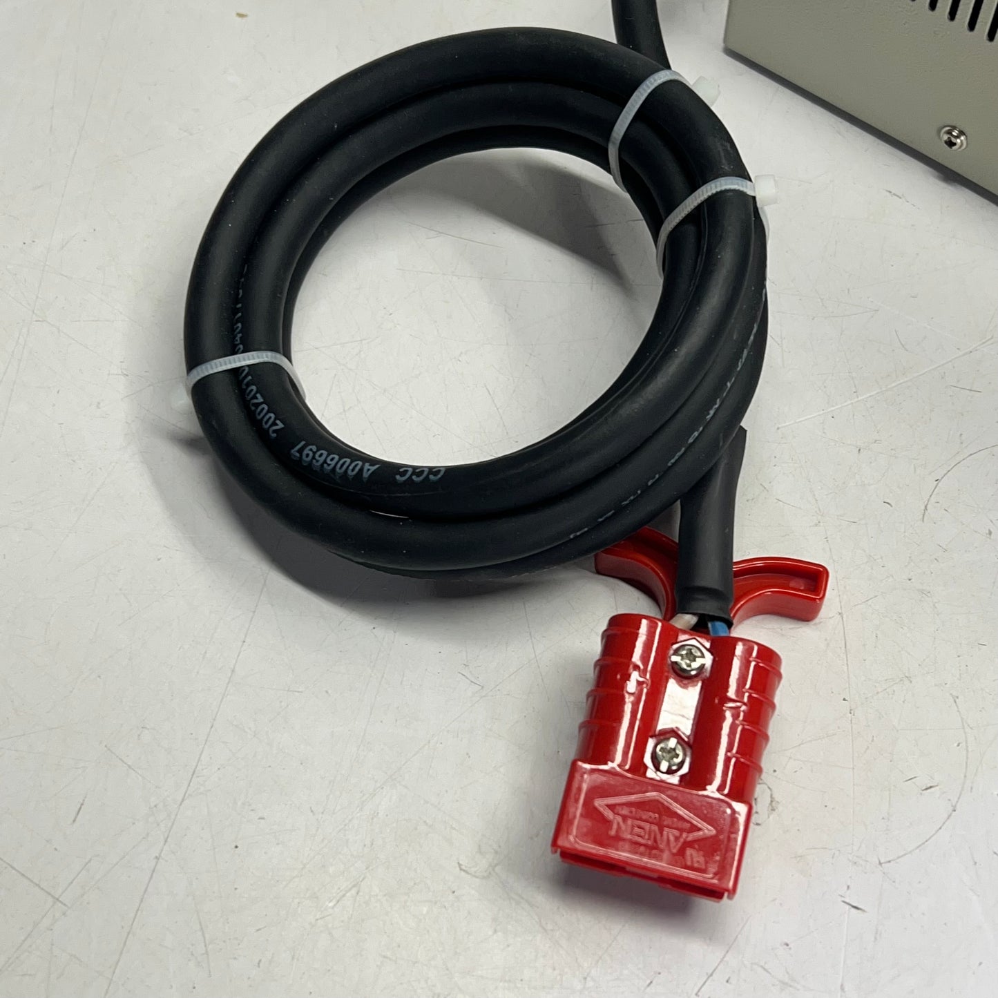 HANGZHOU WEIGUAND ELECTRONIC Automatic Charger (discontinued) 110V 2025 KZA1215