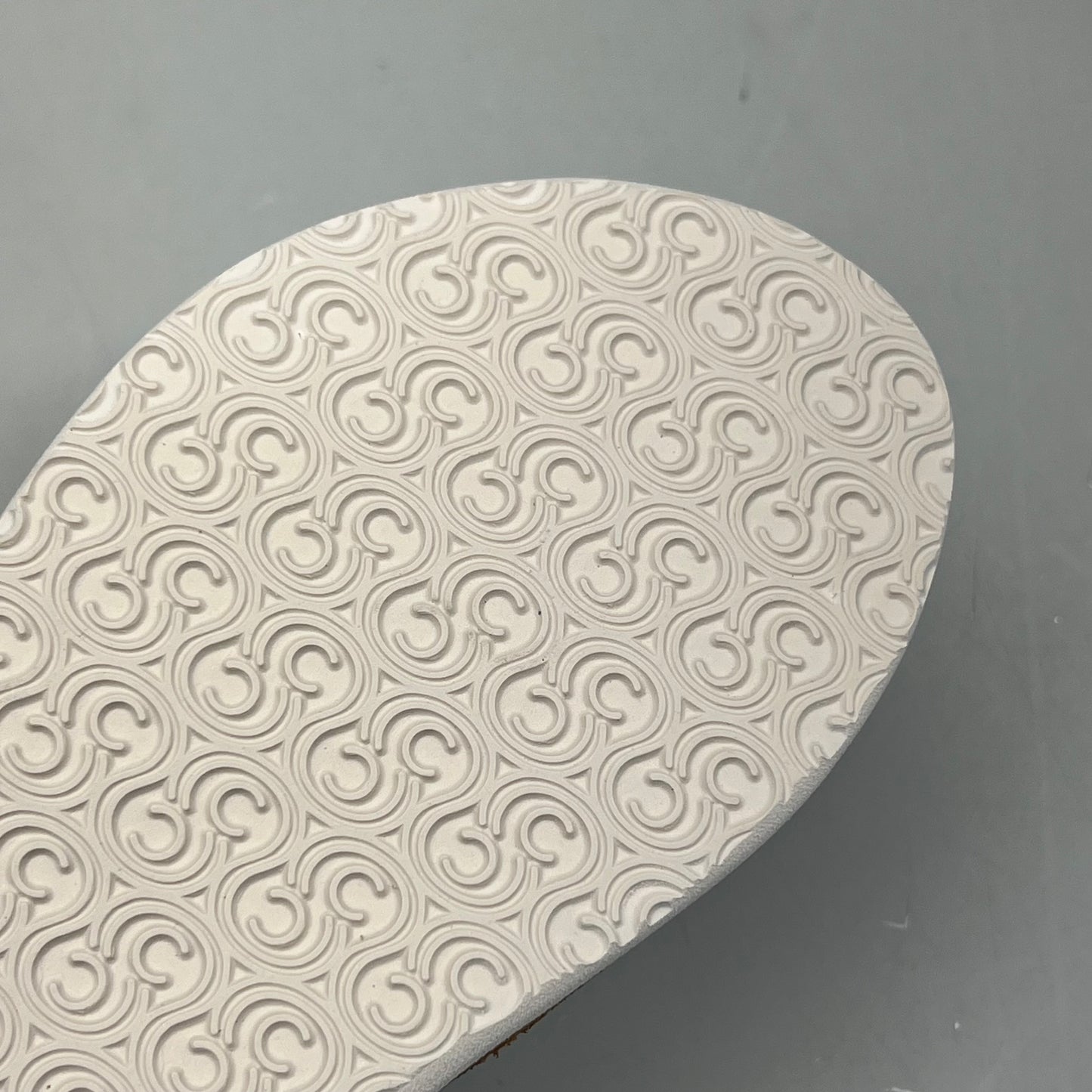 COBIAN Skinny Bounce Comfortable Synthetic Strap Women's Sz 10 White SKI25-110-10