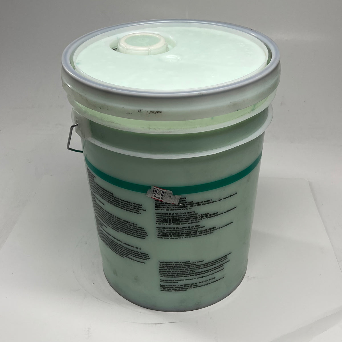 ECOLAB Liquid Laundry Premium Softener Anti-static 5 Gal Bucket Green 6102172