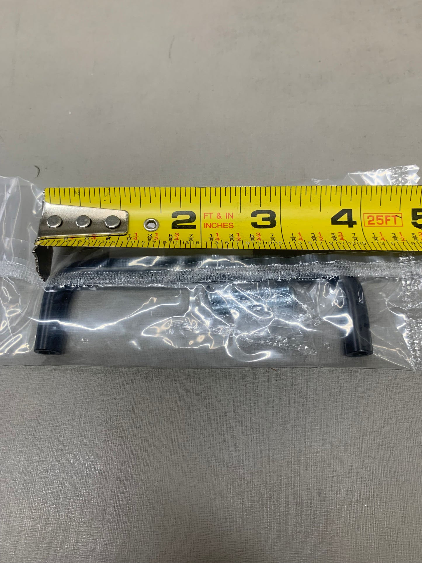 BERENSON (25 Pk) Advantage Wire Pulls 96mm CC Matte Black Steel Pull 6127-2055-P