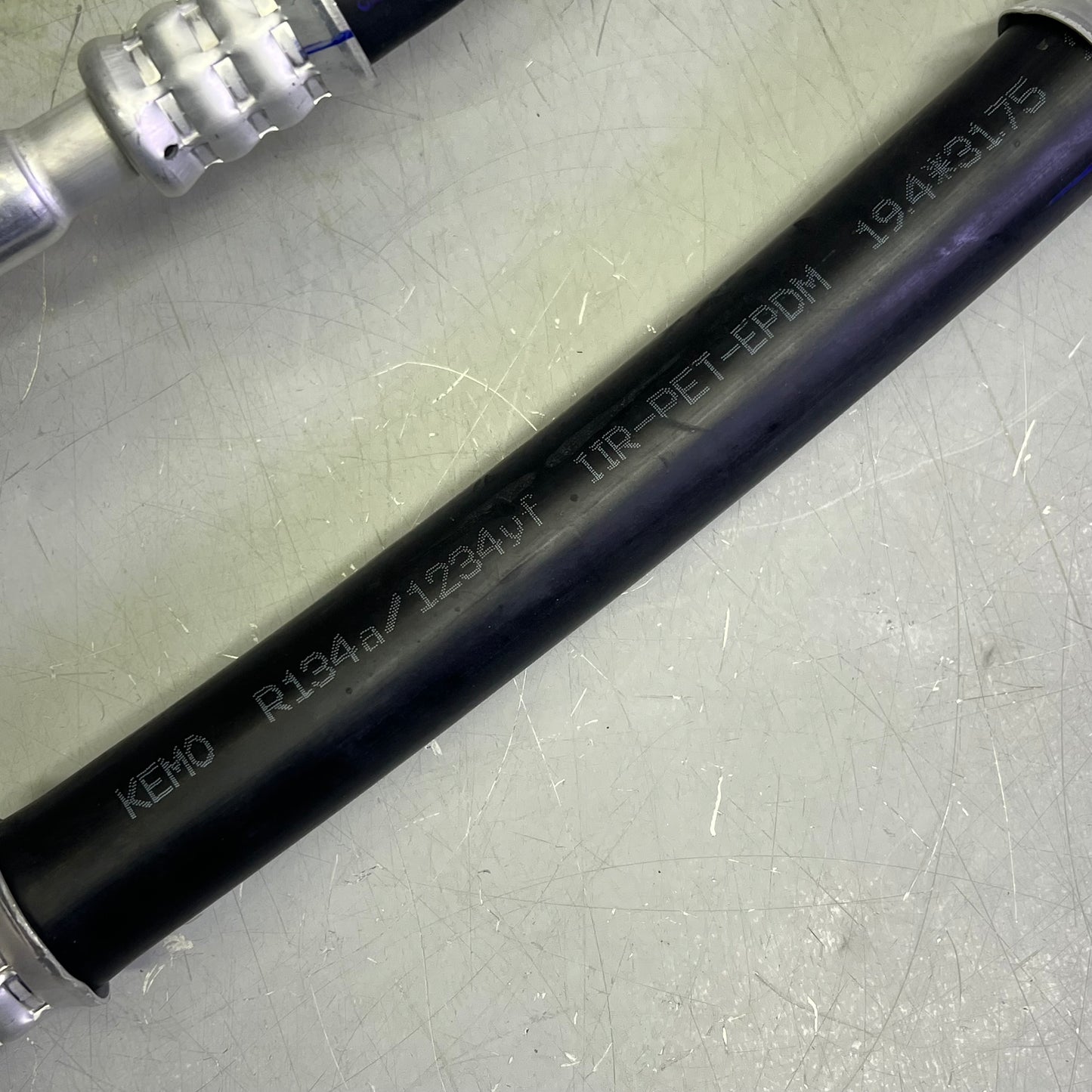 FOUR SEASONS A/C Hose Assembly For Buick & Chevrolet Vehicles Models 66196