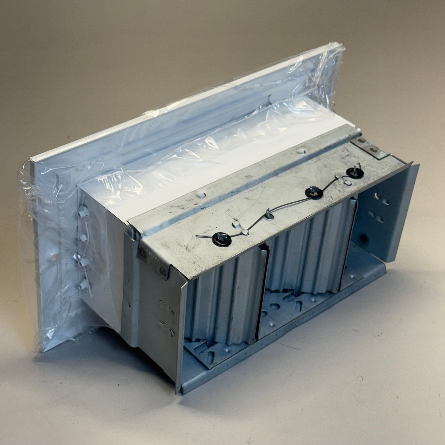 ANEMOSTAT 3 Pcs Diffuser Ceiling Vent Sz 24” x 24” White A65317