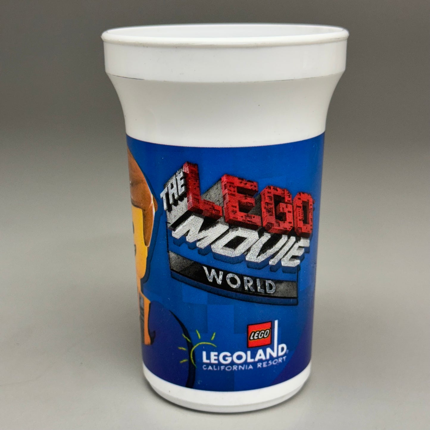 LEGOLAND Lego Movie World (150 PACK) Plastic Cup w/ Lid 12 oz AUTHENTIC! (New)