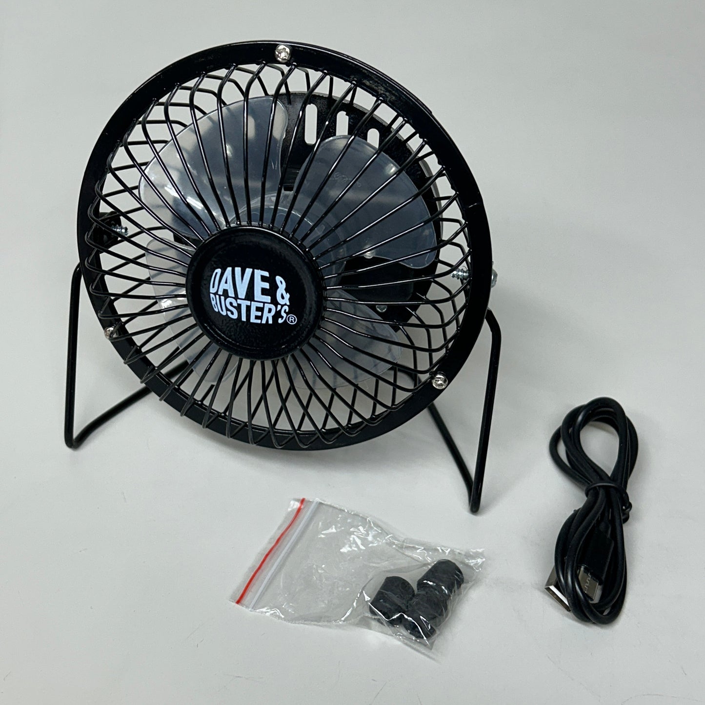 ZA@ DAVE & BUSTER'S USB Mini Desk Fan 19643 (New) D