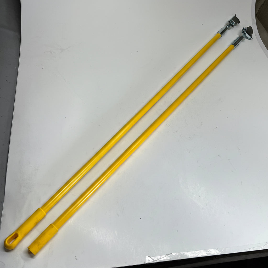 ZA@ CARLISLE  (2 PACK) Fiberglass Dust Mop Handle W/ Clip-on Connector 60" Yellow 362113EC04 (As-is)