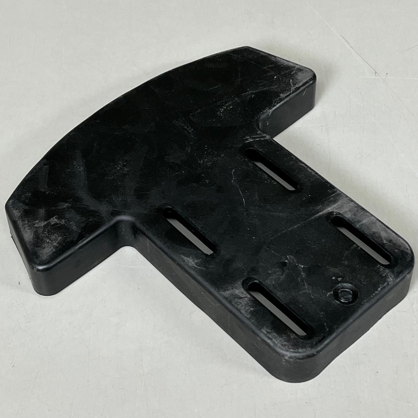 BRUNSWICK Gutter Adapter For Bowling Spare  Black 47-041721-002