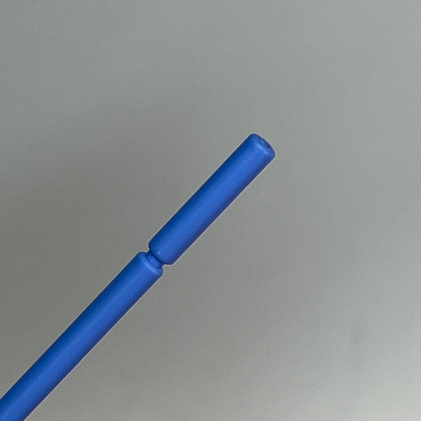 (SEE IMAGES- QUANTITY) Bristle Brush 200 Strands Short Neck Blue/White 290135