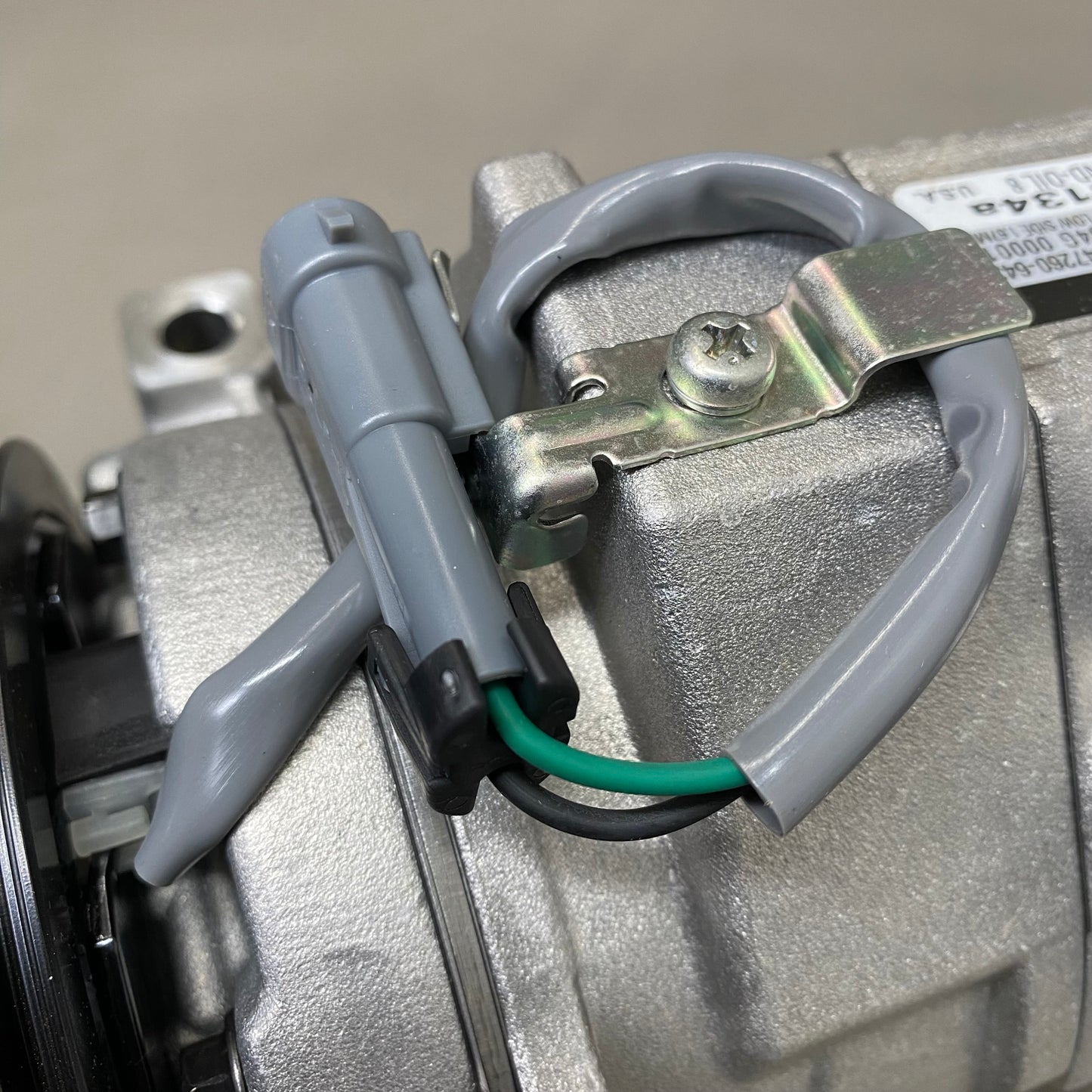 DENSO A/C Compressor & Clutch Dor Cadillac, Chevy, Hummer Etc As-is (See Images)471-0315