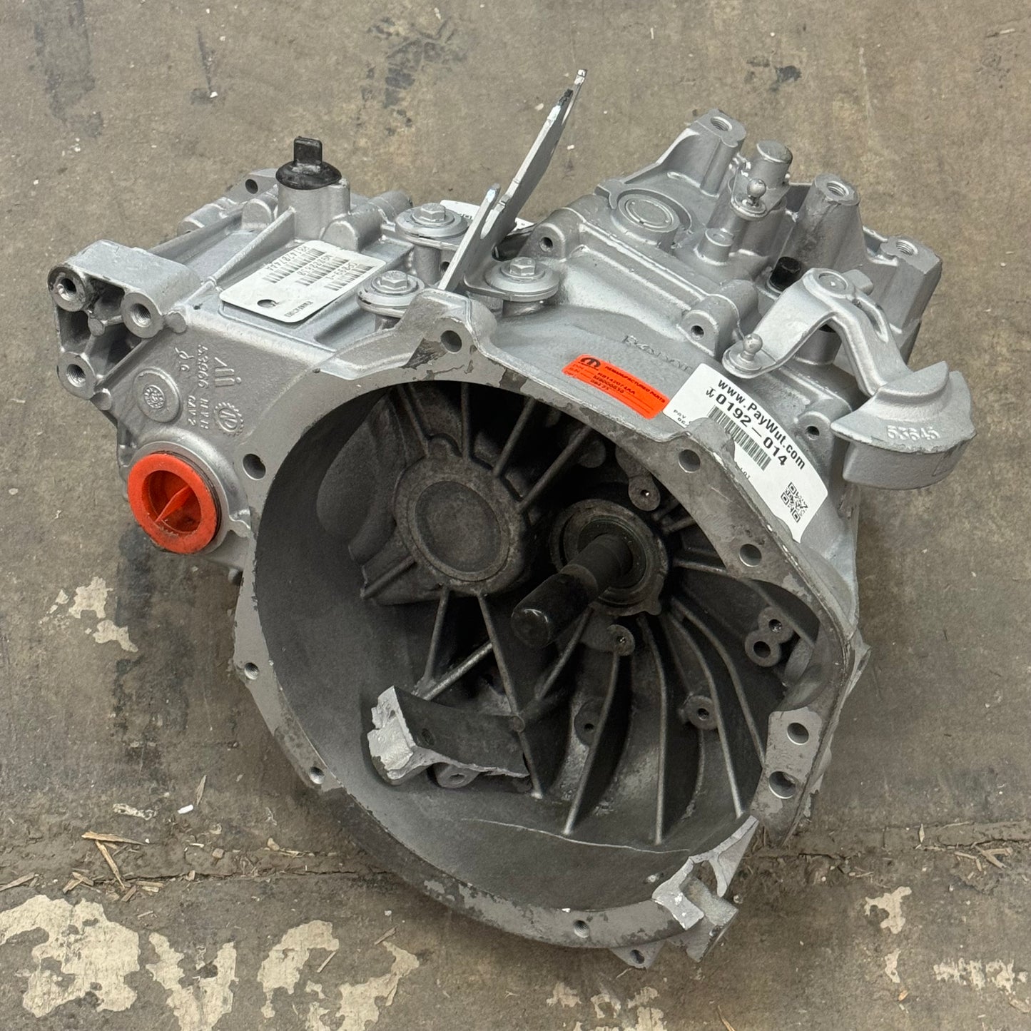 ZA@ MOPAR 5-Speed Transmission Remanufactured R8142074AA (DAMAGED, AS-IS)