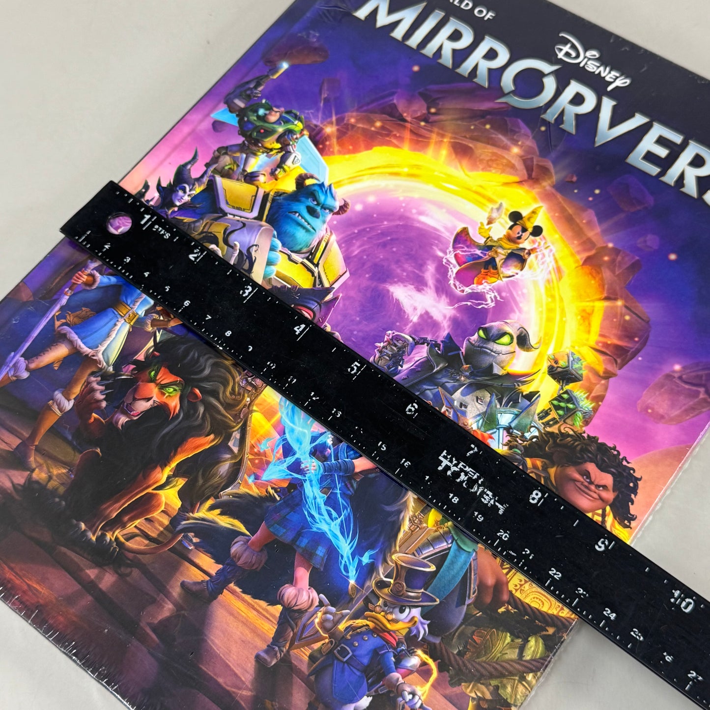 DARK HORSE The World Of Disney Mirrorverse 248 Pages