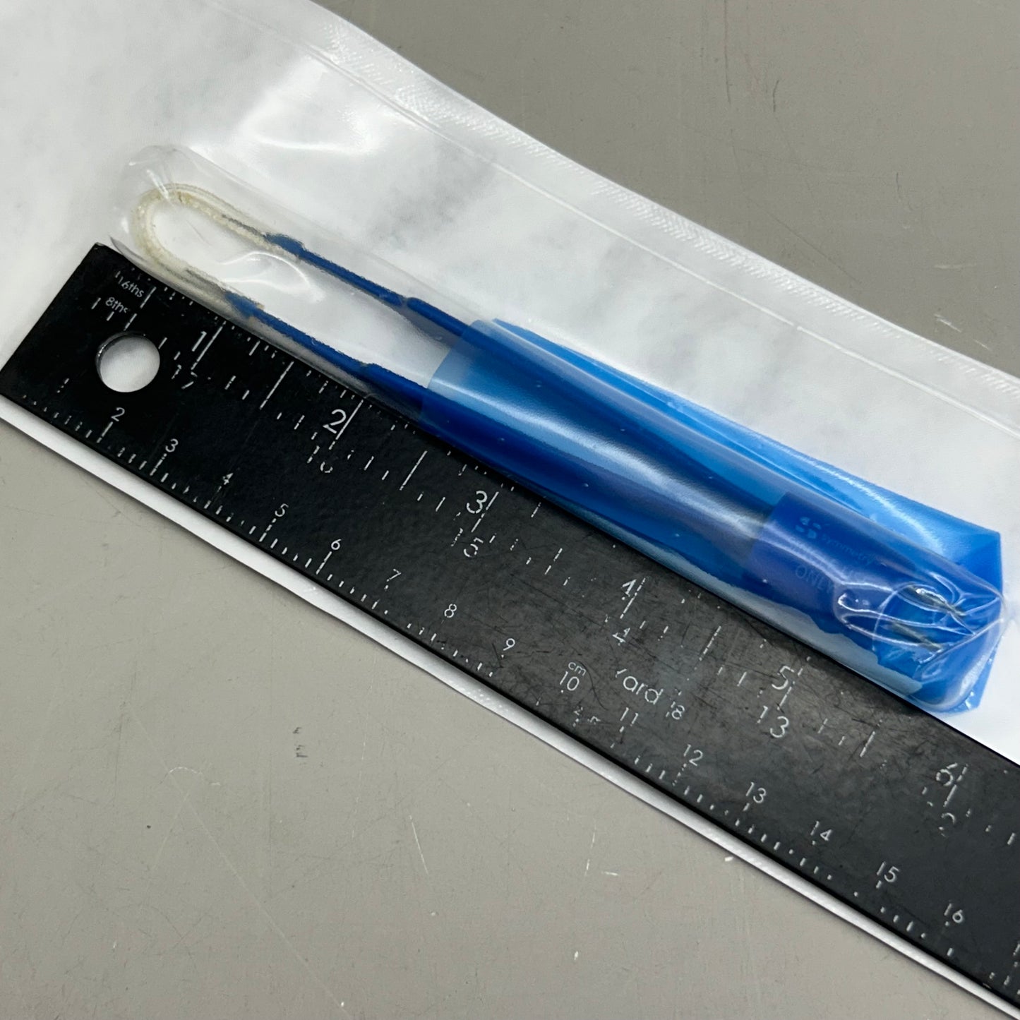 SYMMETRY OLSEN Insulated Bayonet Smooth Tip Forcep 4.5" Blue 20-1060I