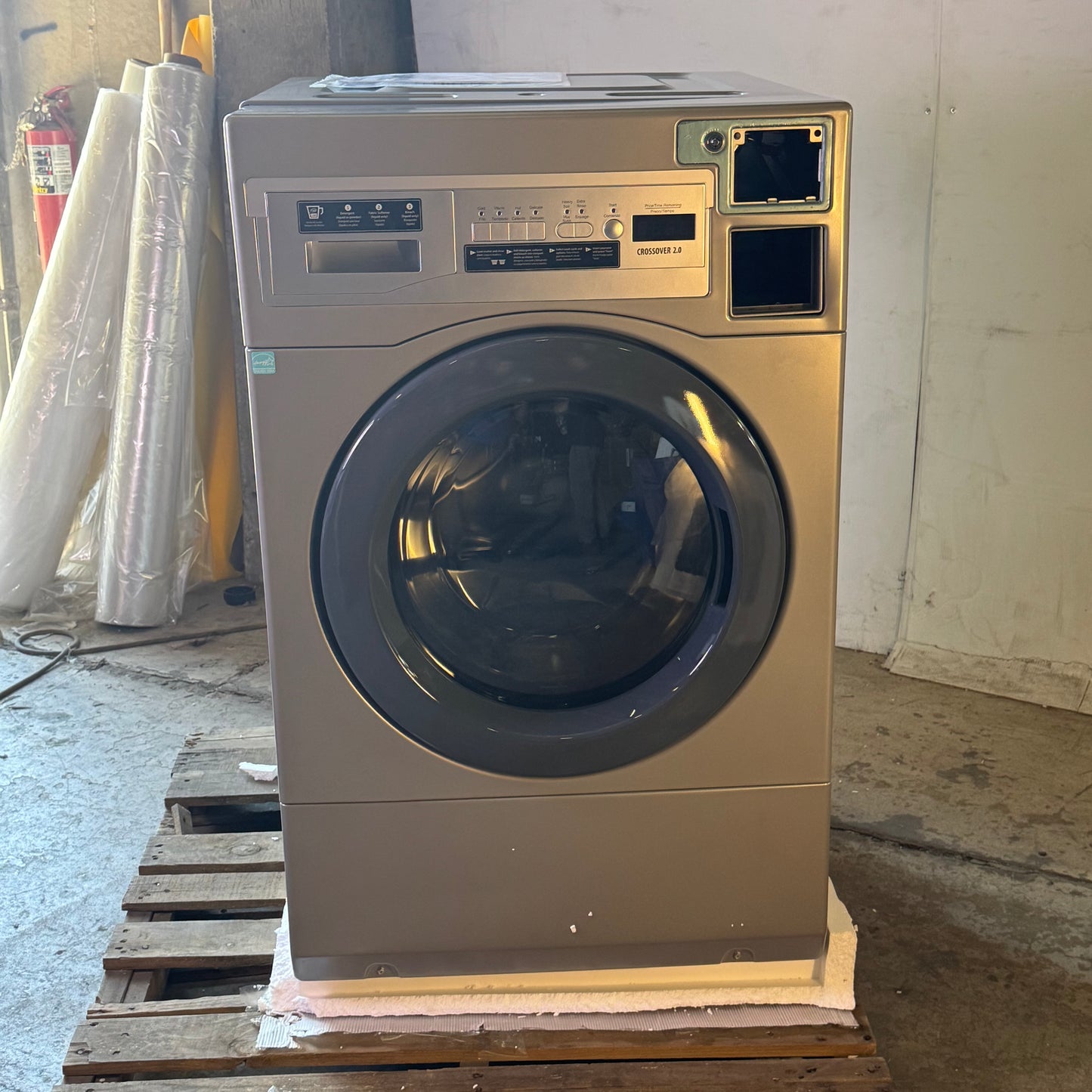 LAUNDRYLUX Commercial Laundry, Front Load Washing Machine Sz 27"W x 30"L x 45"H, WHLFP817MC2CW2