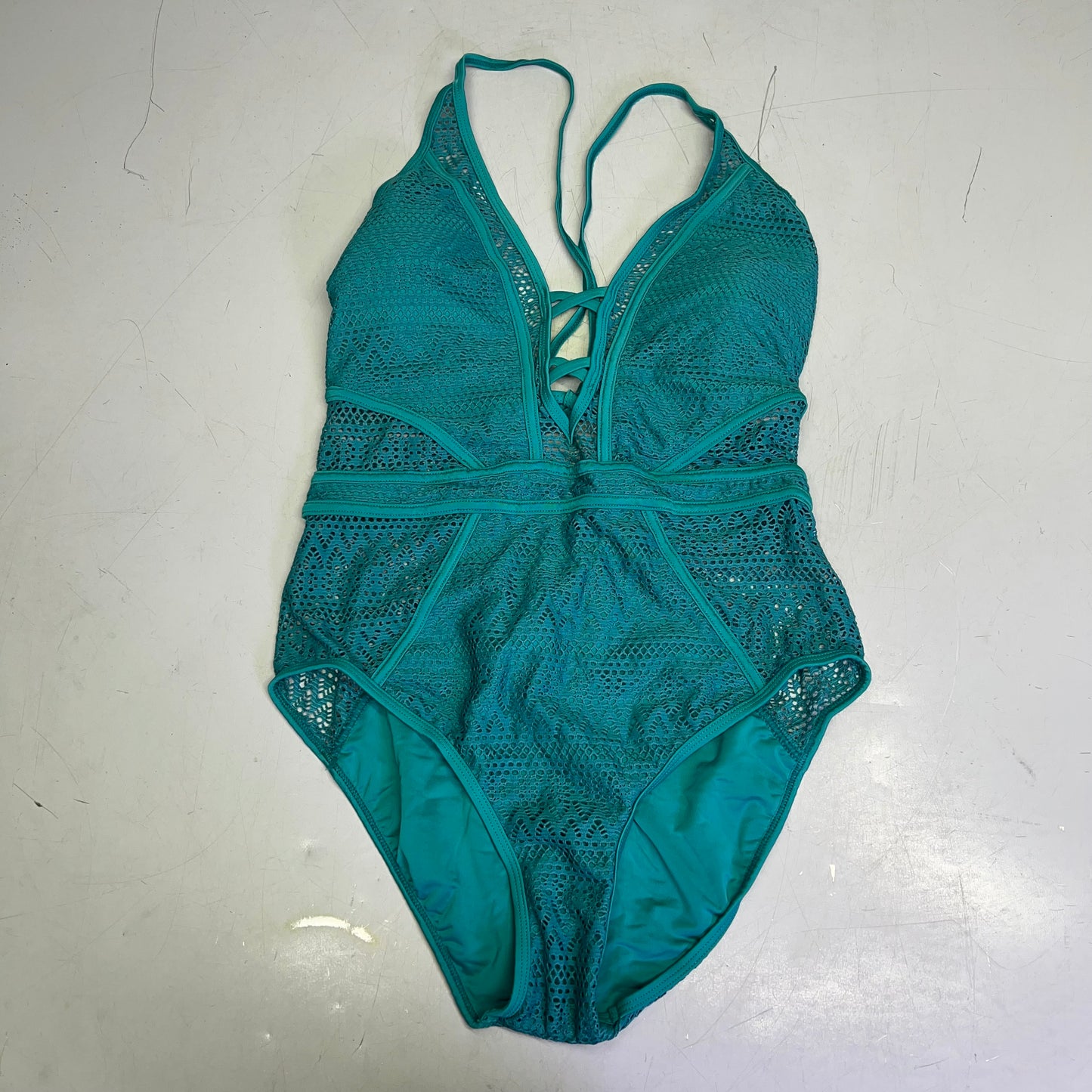 CHARMO Solid Cross Plunge Crochet One Piece Swimsuit Women's Sz M Aqua Blue