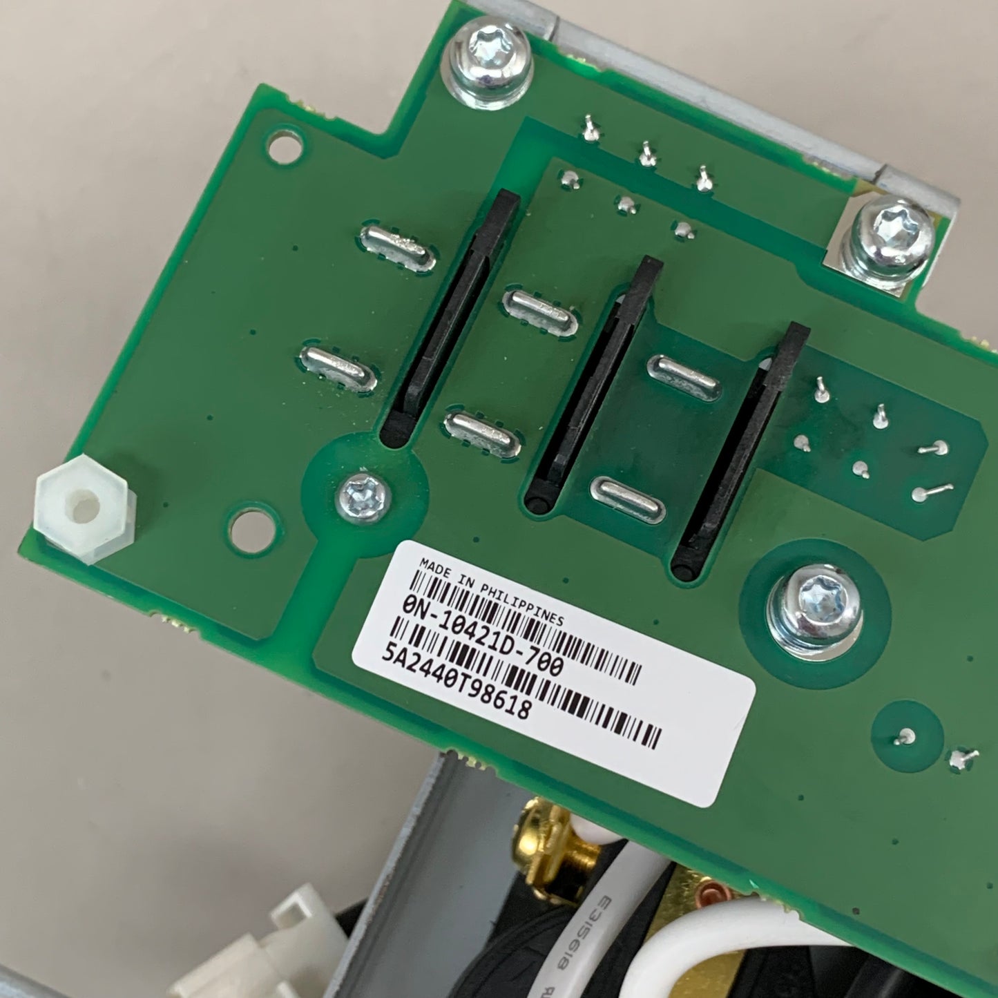 APC Smart-UPS SRT Power Distribution Unit 5.31"x11.73"x3.70" SRT008