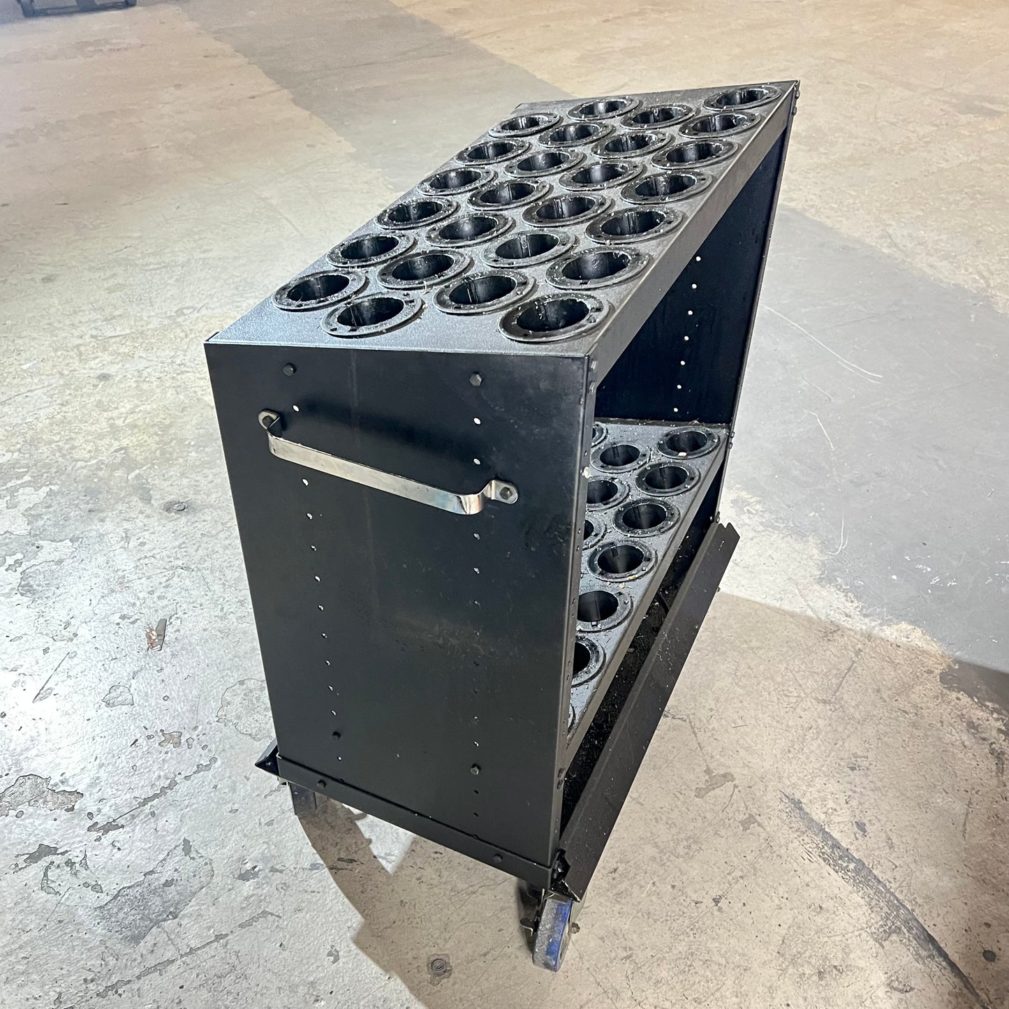 SUPER SCOOT HUOT 12 Gauge Steel Tool Holder Cart 48 Tool Slots (Used)